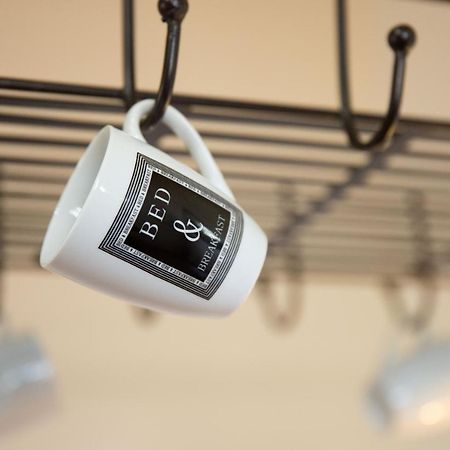 Beej Potters Bed & Breakfast Weert Exterior foto