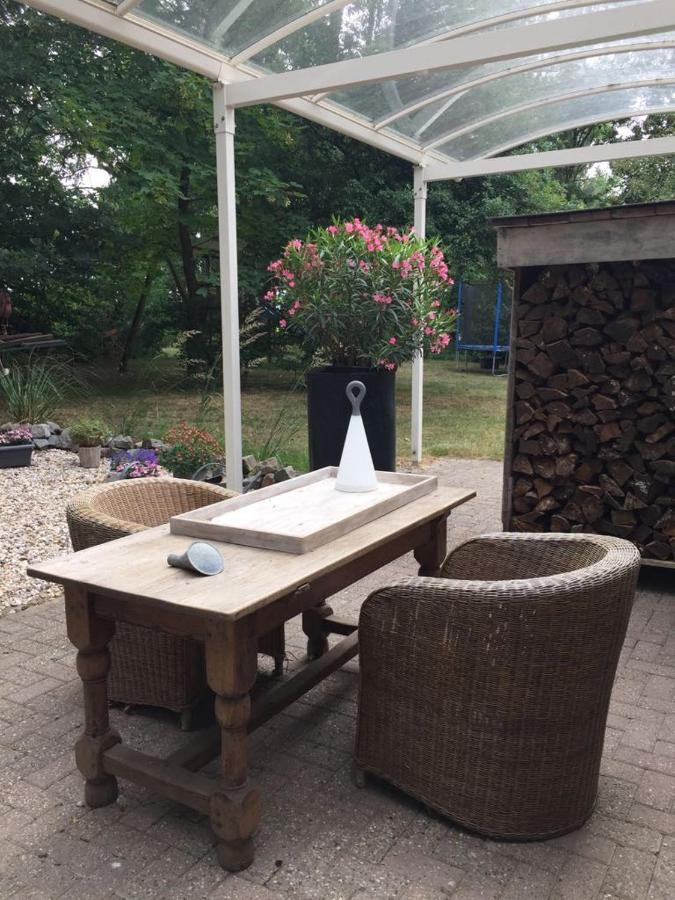 Beej Potters Bed & Breakfast Weert Exterior foto